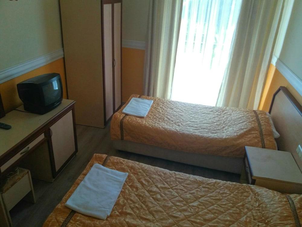 Kleopatra Develi Hotel Алания Экстерьер фото