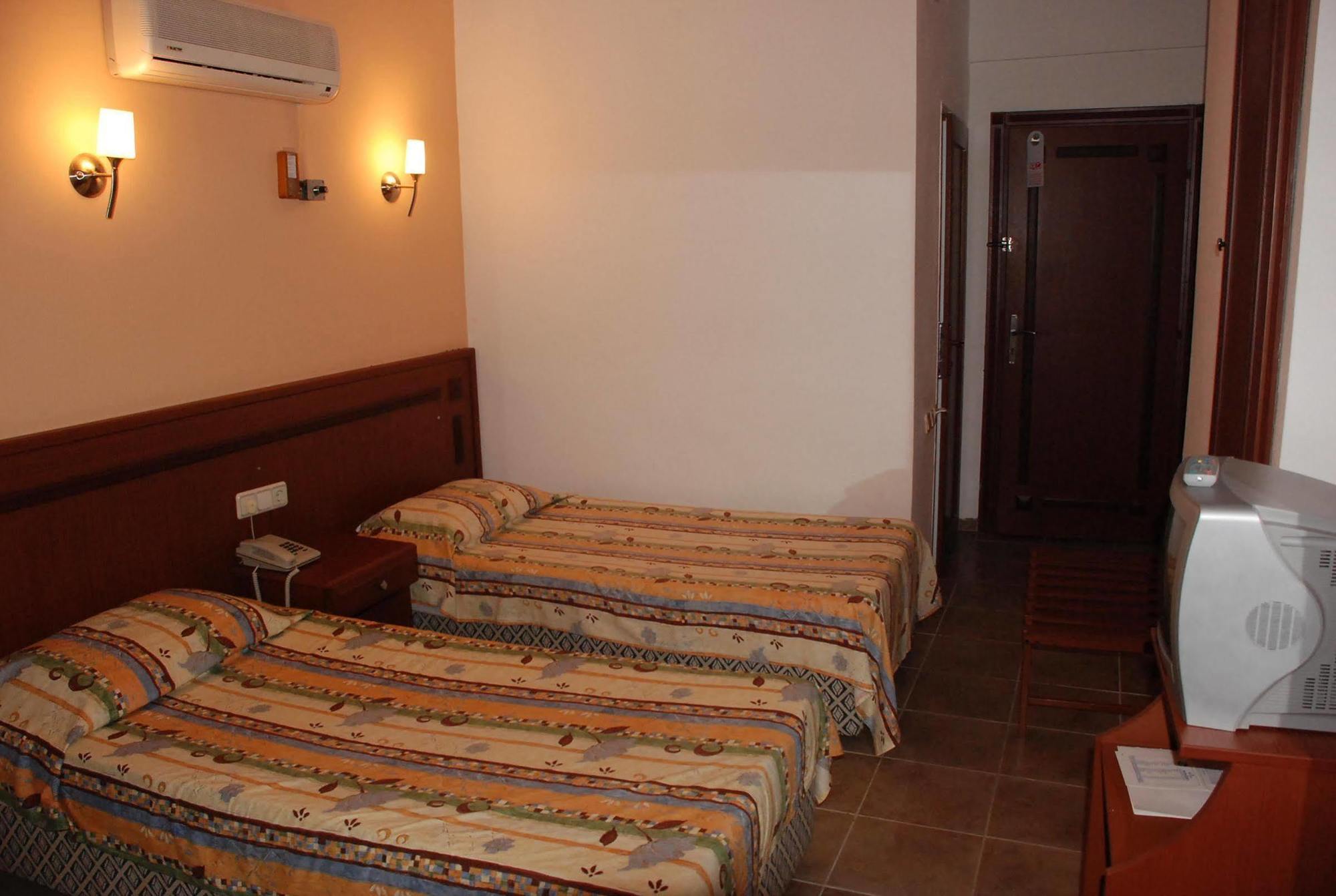 Kleopatra Develi Hotel Алания Экстерьер фото